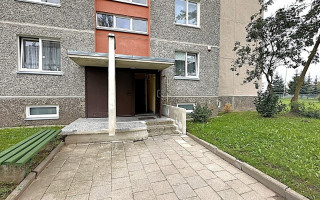 PROJEKTUOTOJŲ G. 14 NAME, IV - AJAME AUKŠTE NUOMOJAMAS JAUKIAI ĮRENGTAS 2 K. BUTAS 40