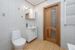 Parduodamas butas Vėtrungių g., Fabijoniškės, Vilniaus m., Vilniaus m. sav., 42 m2 ploto, 1 kambariai 22