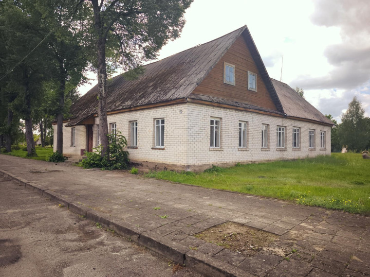 Parduodamas namas Salako mstl., Zarasų r. sav., 219.00 m² ploto 7 kambariai 9