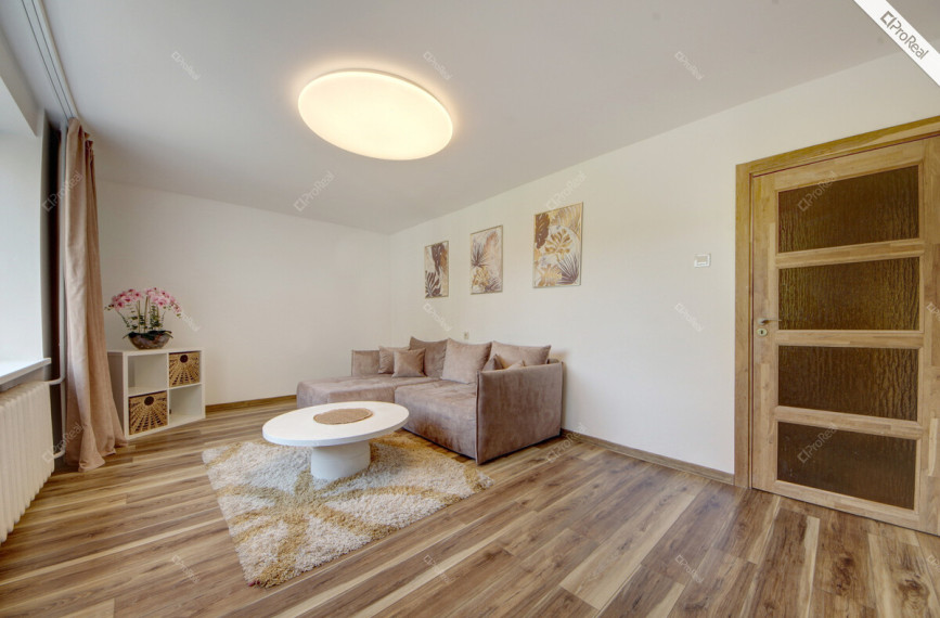 Nuomojamas butas Peteliškių g., Užupis, Vilniaus m., Vilniaus m. sav., 49 m2 ploto, 2 kambariai 6