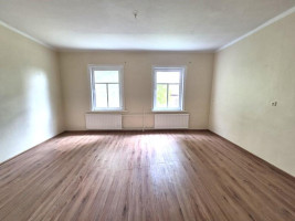 Parduodamas namas Dvaro g., Jasiuliškio k., Ukmergės r. sav., 228.07 m² ploto 5 kambariai 31