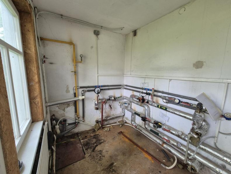 Parduodamas namas Dvaro g., Jasiuliškio k., Ukmergės r. sav., 228.07 m² ploto 5 kambariai 6