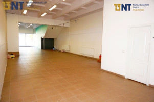 138 kv. m  ATSKIROS PREKYBOS PATALPOS, 1-A 5