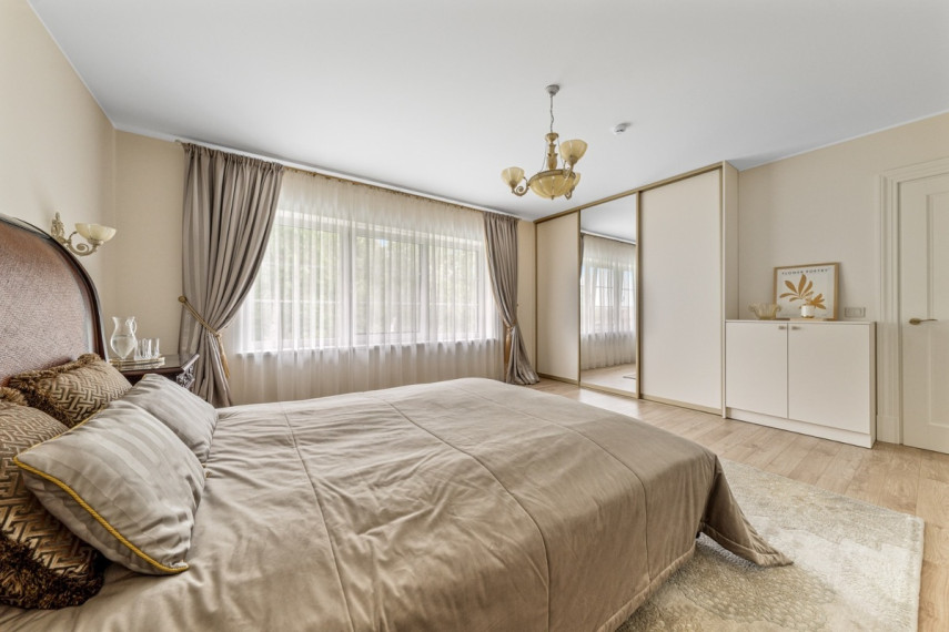 Parduodamas namas Vakarinė g., Širvintų m., Širvintų r. sav., 293.79 m2 ploto, 2 aukštai 25