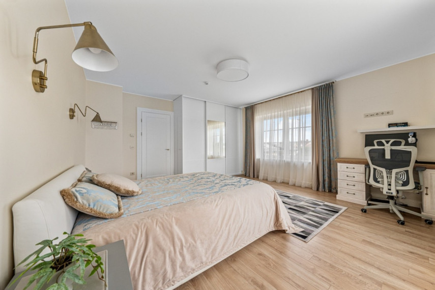 Parduodamas namas Vakarinė g., Širvintų m., Širvintų r. sav., 293.79 m2 ploto, 2 aukštai 28