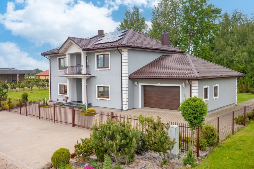 Parduodamas namas Vakarinė g., Širvintų m., Širvintų r. sav., 293.79 m2 ploto, 2 aukštai 2