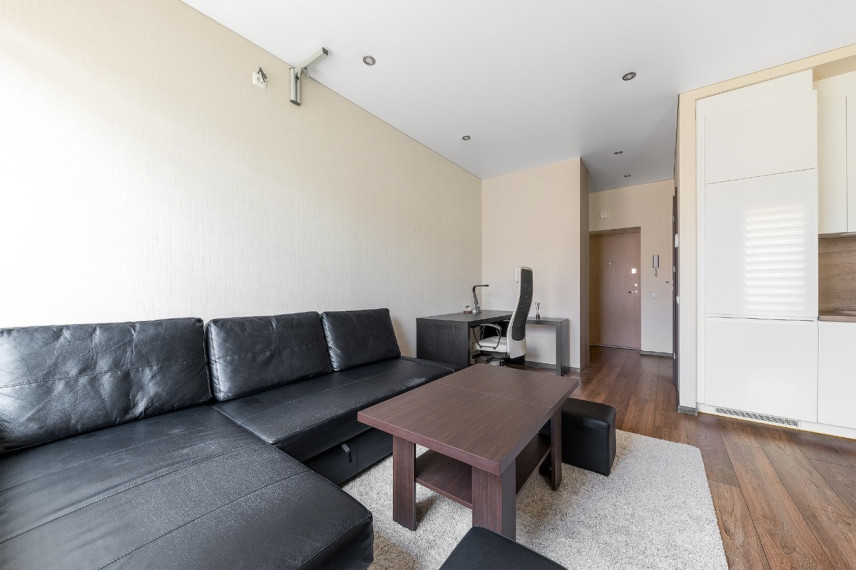 Parduodamas butas Burbiškių g., Burbiškės, Vilniaus m., Vilniaus m. sav., 32 m2 ploto, 1 kambariai 4