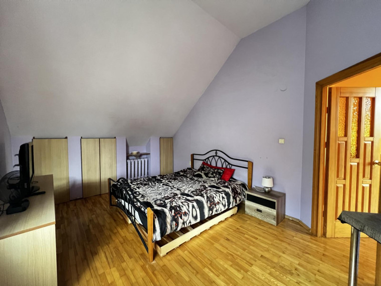 Parduodamas namas Adomo Mickevičiaus g., Buiniškių k., Vilniaus r. sav., 203.05 m² ploto 5 kambariai 6