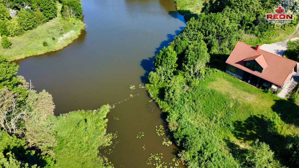Parduodamas namas Medžiukų k., Širvintų r. sav., 212 m2 ploto, 1 aukštai 2
