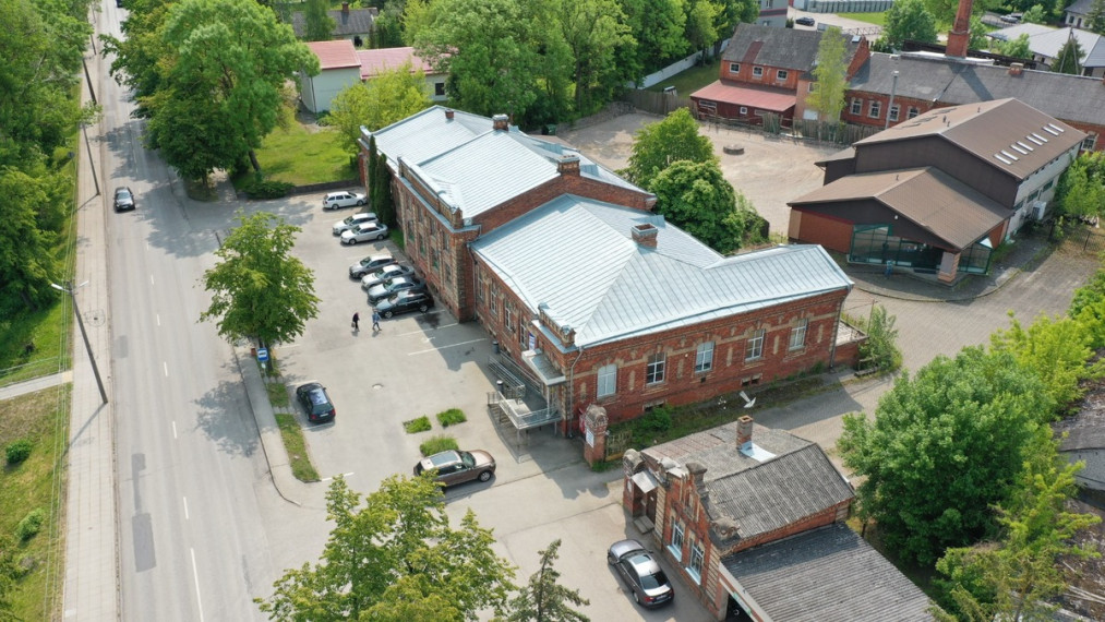Parduodamos administracinės, gamybinės, kitos paskirties, maitinimo, paslaugų, prekybos, sandėliavimo patalpos Vytauto g., Vilkaviškio m., Vilkaviškio r. sav., 1847 m2 ploto 2