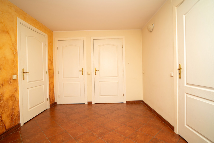 Parduodamas namas Trakto g., Didžiasalio k., Vilniaus r. sav., 275 m2 ploto, 2 aukštai 12