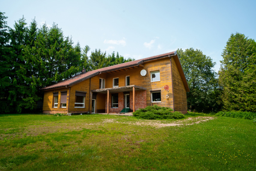 Parduodamas namas Trakto g., Didžiasalio k., Vilniaus r. sav., 275 m2 ploto, 2 aukštai 15