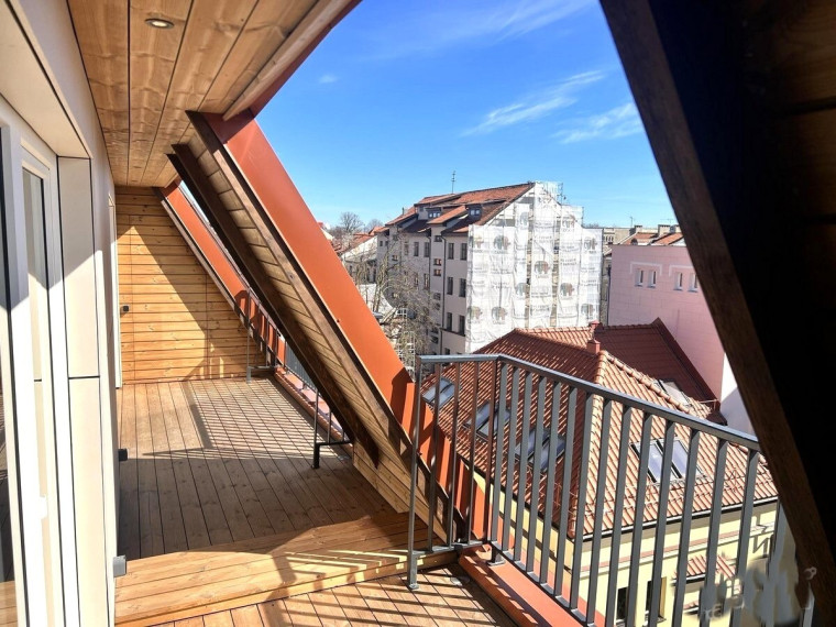 Parduodamas butas Klaipėdos apskritis, Klaipėda, Senamiestis, Tiltų g., 95 m2 ploto, 3 kambariai 4