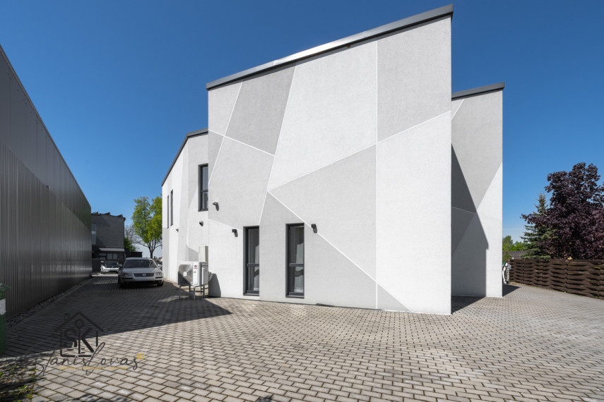 PARDUODAMAS PILNAI ĮRENGTAS PASTATAS SU 6 APARTAMENTAIS IR KAVINE – ŠILALĖJE, VASARIO 16-OSIOS G. 4 37