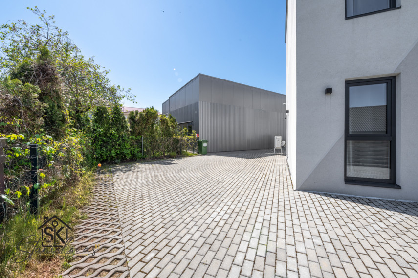 PARDUODAMAS PILNAI ĮRENGTAS PASTATAS SU 6 APARTAMENTAIS IR KAVINE – ŠILALĖJE, VASARIO 16-OSIOS G. 4 38