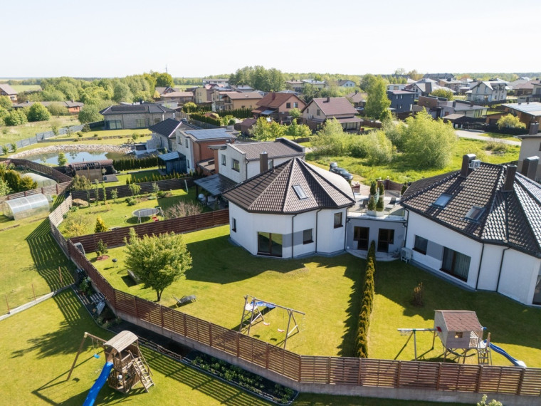 Parduodamas namas Švepelių g., Budrikų k., Klaipėdos r. sav., 132.76 m2 ploto, 2 aukštai 33