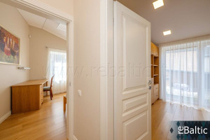 Nuomojamas namas M. Počobuto g., Antakalnis, Vilniaus m., Vilniaus m. sav., 180 m2 ploto, 3 aukštai 18