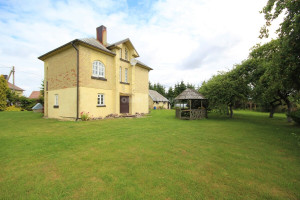 Parduodamas namas Kuršėnų m., Šiaulių r. sav., 200 m2 ploto, 2 aukštai 4