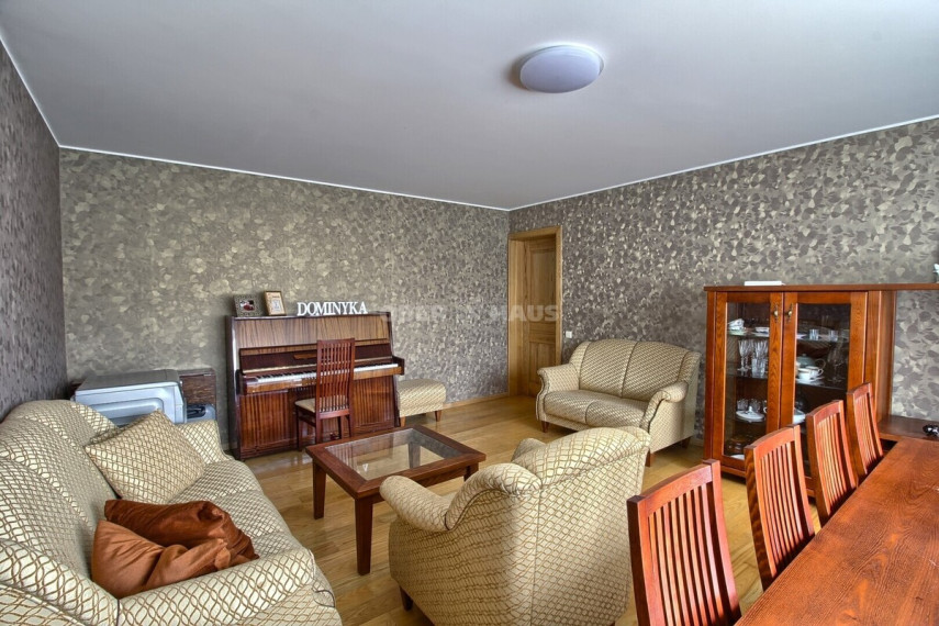 Parduodamas namas Vijolių k., Šiaulių r. sav., 103.02 m2 ploto, 1 aukštai 6