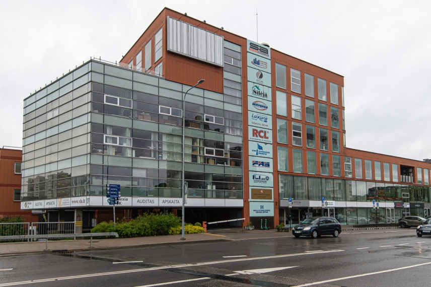 Nuomojamos administracinės patalpos Ukmergės g., Šeškinė, Vilniaus m., Vilniaus m. sav., 388.9 m2 ploto 1