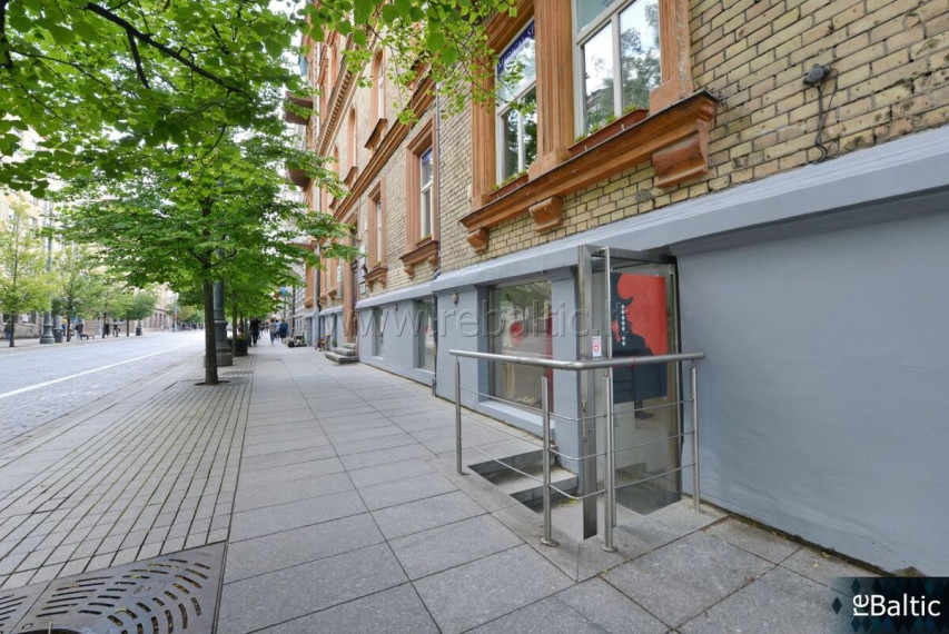 Nuomojamos paslaugų, prekybos patalpos Gedimino pr., Centras, Vilniaus m., Vilniaus m. sav., 125 m2 ploto 4
