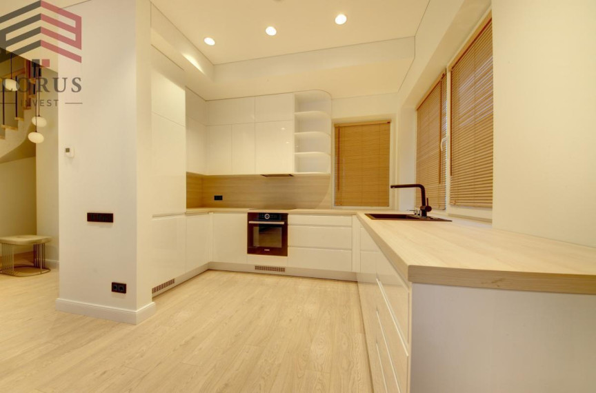 Parduodamas namas Užudvarionių k., Vilniaus r. sav., 141 m2 ploto, 2 aukštai 4
