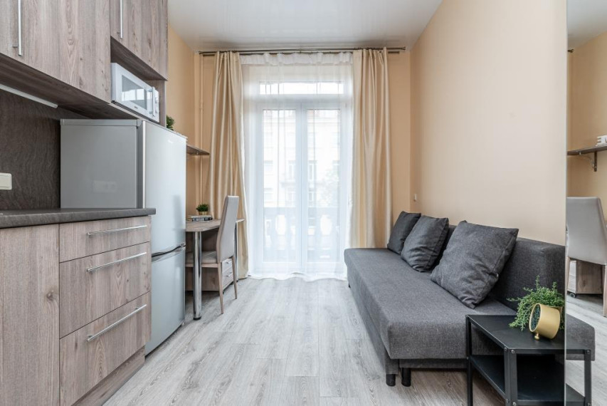 Nuomojamas butas Švitrigailos g., Senamiestis, Vilniaus m., Vilniaus m. sav., 20 m2 ploto, 1 kambariai 2