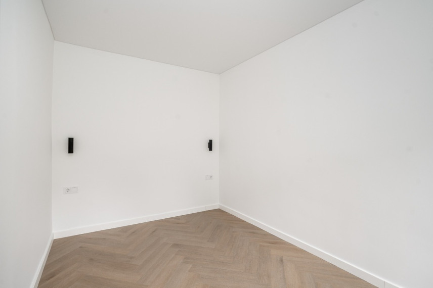 Parduodamas butas Telšių g., Naujininkai, Vilniaus m., Vilniaus m. sav., 42 m2 ploto, 3 kambariai 5