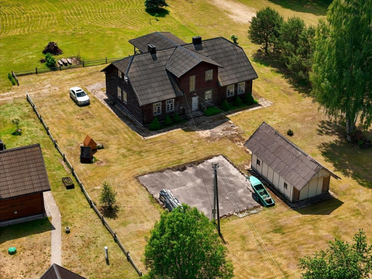 Parduodamas namas Vaišniūnų k., Ignalinos r. sav., 182.00 m² ploto 7 kambariai 7