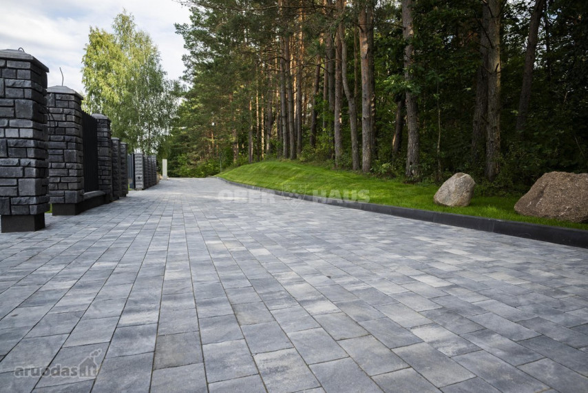 Parduodamas namas Rasos g., Žuvininkų k., Šiaulių r. sav., 160 m2 ploto, 2 aukštai 4