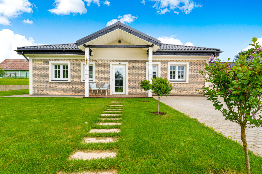 Parduodamas namas Mykolo Kleopo Oginskio g., Kairėnų k., Vilniaus r. sav., 97.42 m2 ploto, 1 aukštai 2