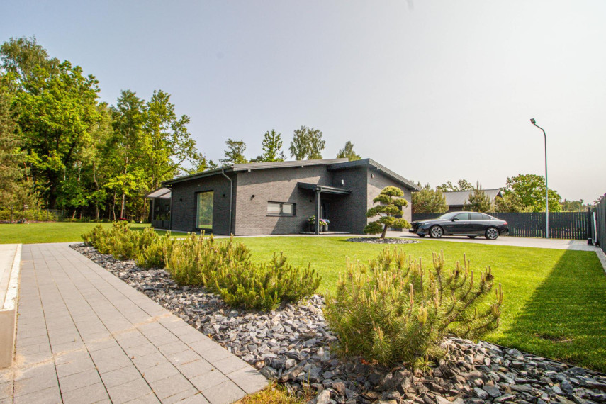 Parduodamas namas Miglės g., Paežerio I k., Panevėžio r. sav., 140.87 m² ploto 4 kambariai 7