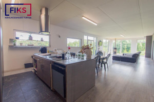 Parduodamas namas Užvingių g., Riogliškių k., Kauno r. sav., 253.12 m² ploto 4 kambariai 14