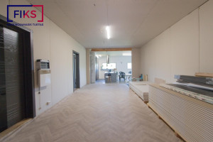 Parduodamas namas Užvingių g., Riogliškių k., Kauno r. sav., 253.12 m² ploto 4 kambariai 24