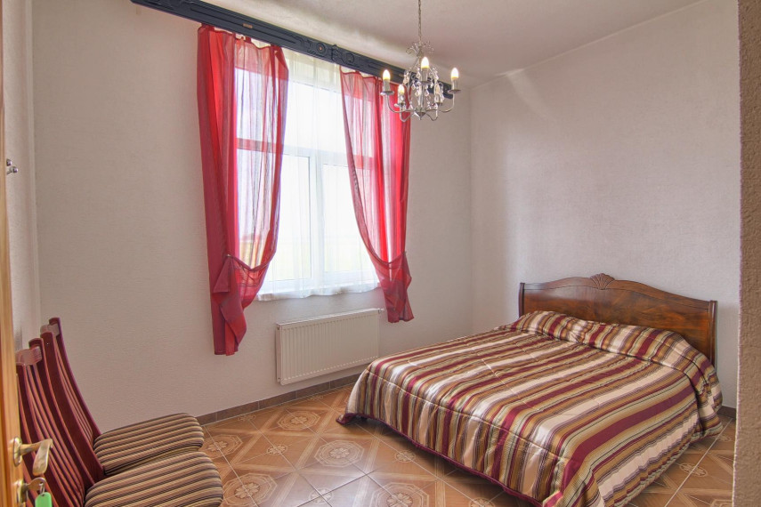 Parduodamas namas Plento g., Kuzavinių k., Šiaulių r. sav., 579.51 m² ploto 8 kambariai 18