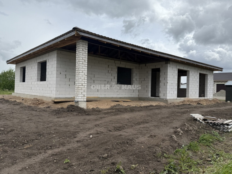 Parduodamas namas Genupio g., Raizgių k., Šiaulių r. sav., 154 m2 ploto, 1 aukštai 3