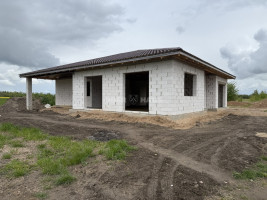 Parduodamas namas Genupio g., Raizgių k., Šiaulių r. sav., 154 m2 ploto, 1 aukštai 4