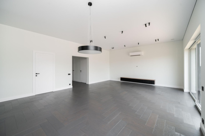 Parduodamas namas Mykolo Kleopo Oginskio g., Kairėnų k., Vilniaus r. sav., 147.24 m² ploto 4 kambariai 6