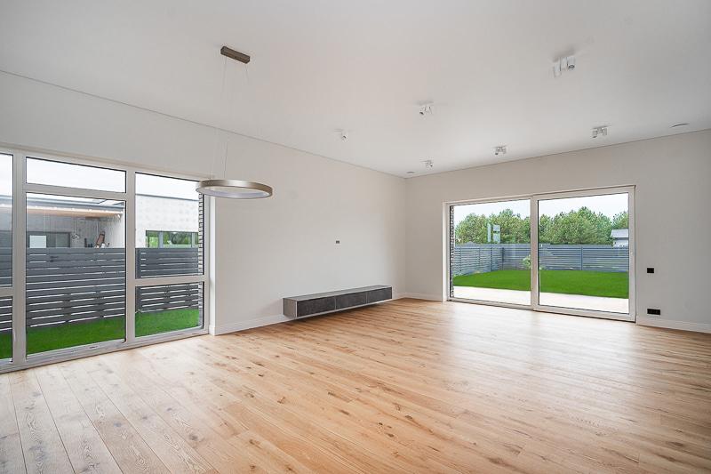 Parduodamas namas Mykolo Kleopo Oginskio g., Kairėnų k., Vilniaus r. sav., 147.18 m² ploto 4 kambariai 6