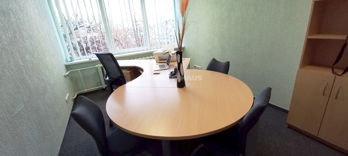 Nuomojamos administracinės, kitos paskirties patalpos Savanorių g., Centras, Panevėžio m., Panevėžio m. sav., 12.06 m2 ploto 2