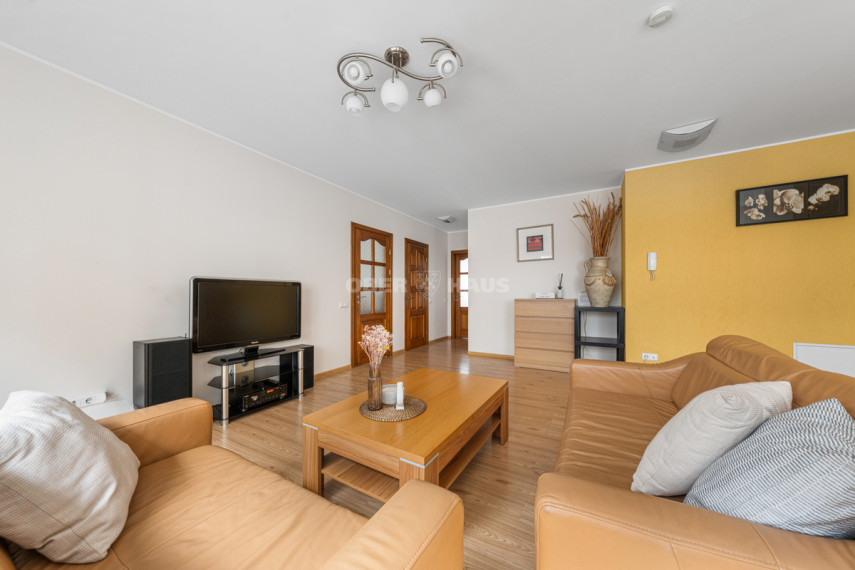Parduodamas butas Žalgirio g., Šnipiškės, Vilniaus m., Vilniaus m. sav., 91 m2 ploto, 3 kambariai 5