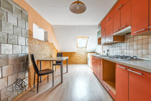 PARDUODAMAS 2 KAMBARIŲ BUTAS ŠILUTĖJE, SODŲ G. 12 12