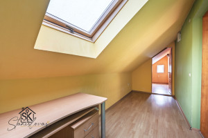 PARDUODAMAS 2 KAMBARIŲ BUTAS ŠILUTĖJE, SODŲ G. 12 20