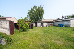 PARDUODAMAS 2 KAMBARIŲ BUTAS ŠILUTĖJE, SODŲ G. 12 27