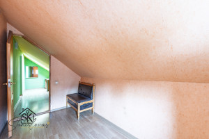 PARDUODAMAS 2 KAMBARIŲ BUTAS ŠILUTĖJE, SODŲ G. 12 31