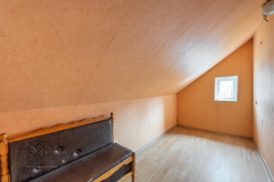 PARDUODAMAS 2 KAMBARIŲ BUTAS ŠILUTĖJE, SODŲ G. 12 32