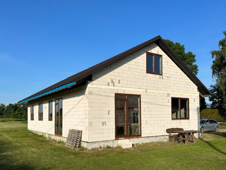 Parduodamas namas Pušies g., Burkėnų k., Šilalės r. sav., 126.9 m2 ploto, 1 aukštai 7