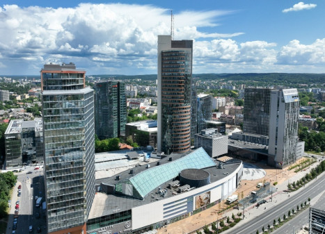 Parduodamas butas Konstitucijos pr., Šnipiškės, Vilniaus m., Vilniaus m. sav., 82.79 m2 ploto, 2 kambariai