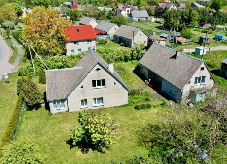 PARDUODAMAS NAMAS SU PAPILDOMU SKLYPU RAMIOJE VIETOJE DREVERNOJE, SMĖLIO G.!
