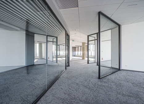 Nuomojamos administracinės patalpos Konstitucijos pr., Šnipiškės, Vilniaus m., Vilniaus m. sav., 181 m2 ploto
